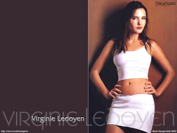 Wallpapers Celebrities Women Virginie Ledoyen Wallpaper N58307