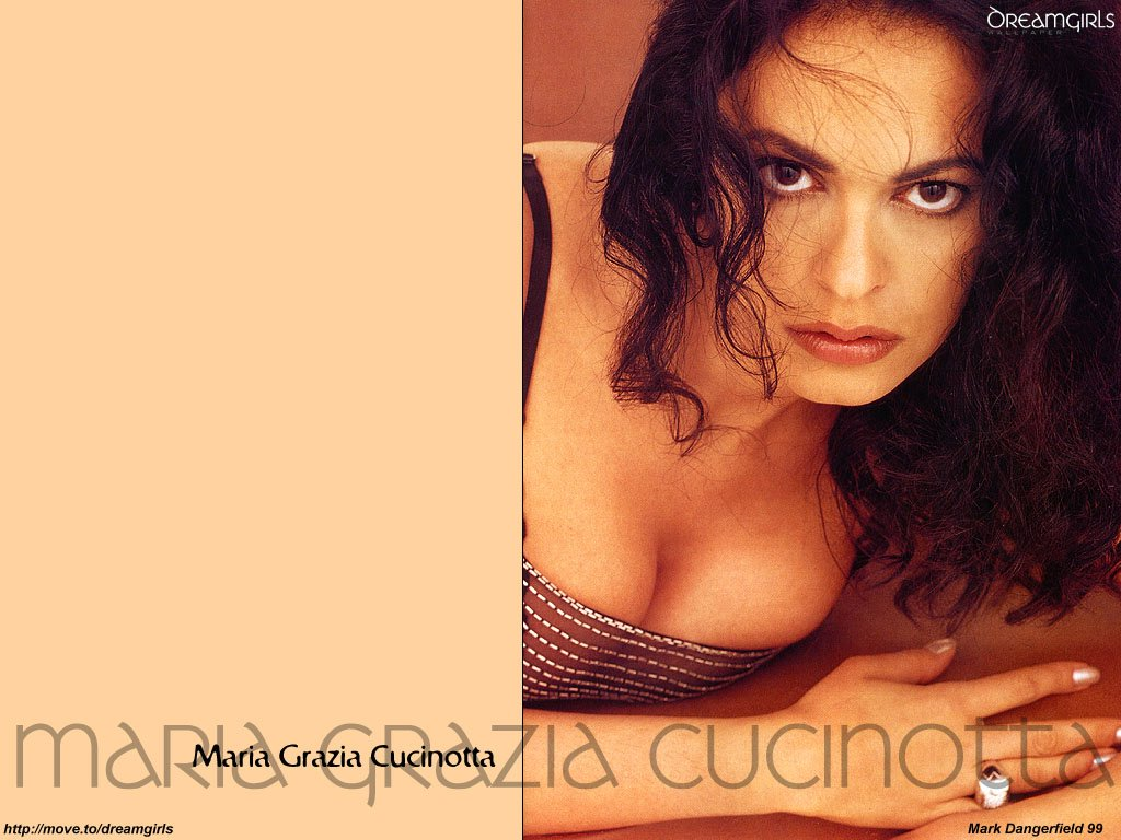 Fonds d'cran Clbrits Femme Maria Grazia Cucinotta 