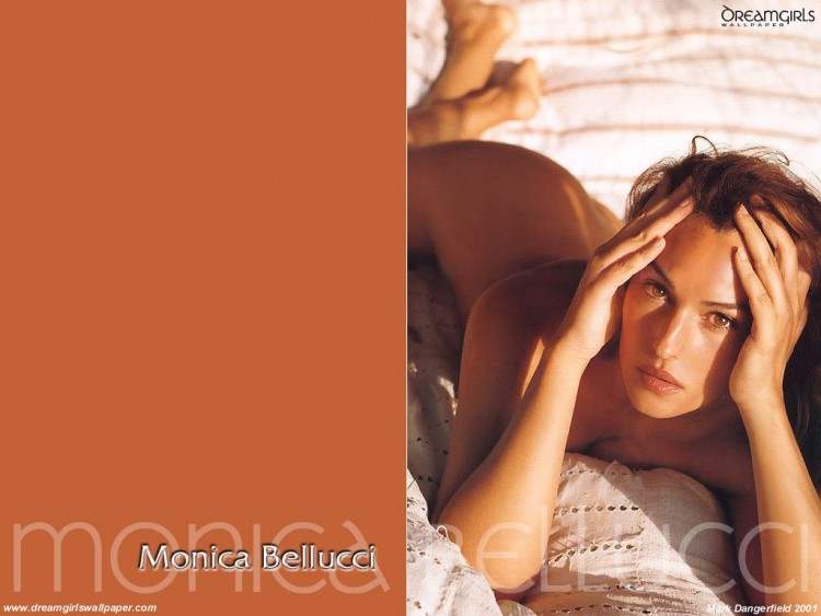 Wallpapers Celebrities Women Monica Bellucci Wallpaper N57381