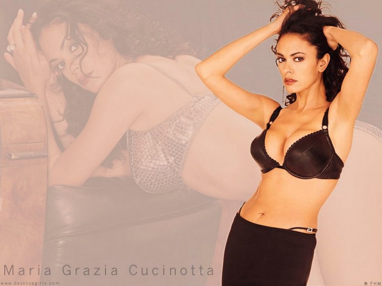 Wallpapers Celebrities Women Maria Grazia Cucinotta Wallpaper N57220