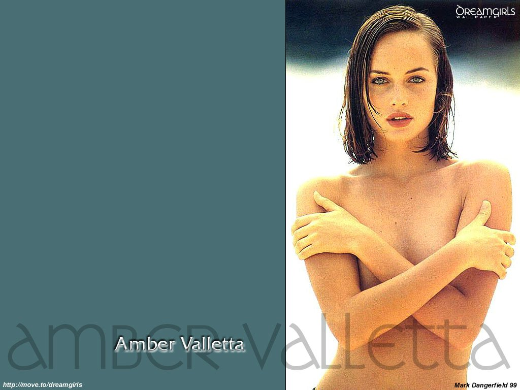 Fonds d'cran Clbrits Femme Amber Valletta 