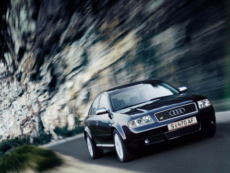 Fonds d'cran Voitures Audi Wallpaper N51427