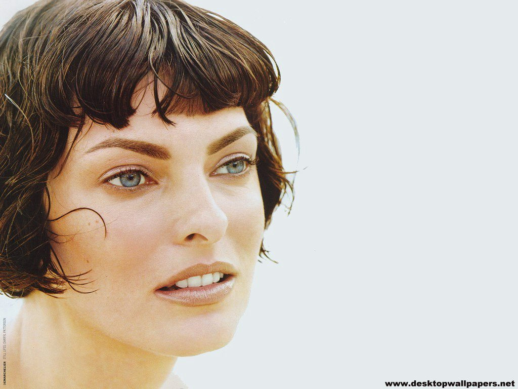 Fonds d'cran Clbrits Femme Linda Evangelista 