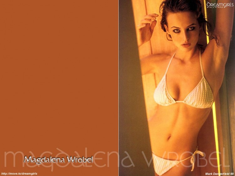 Fonds d'cran Clbrits Femme Magdalena Wrobel Wallpaper N57199