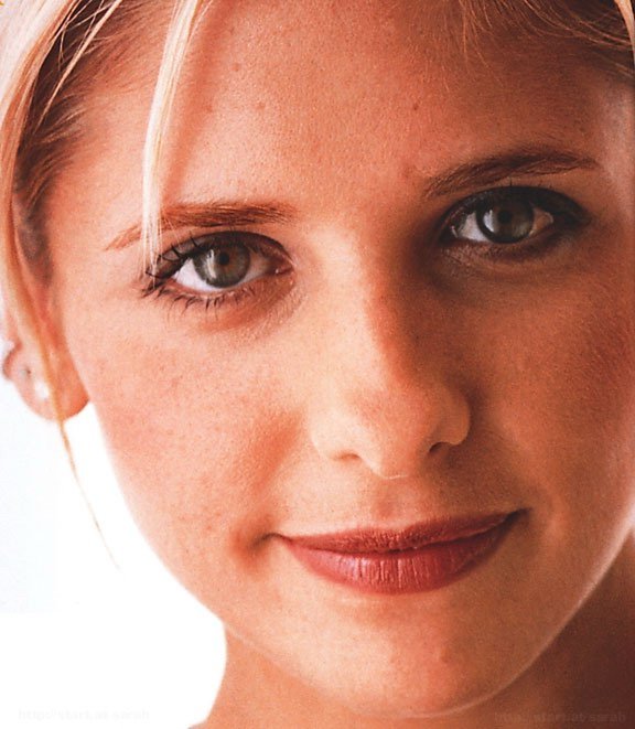 Fonds d'cran Clbrits Femme Sarah Michelle Gellar 