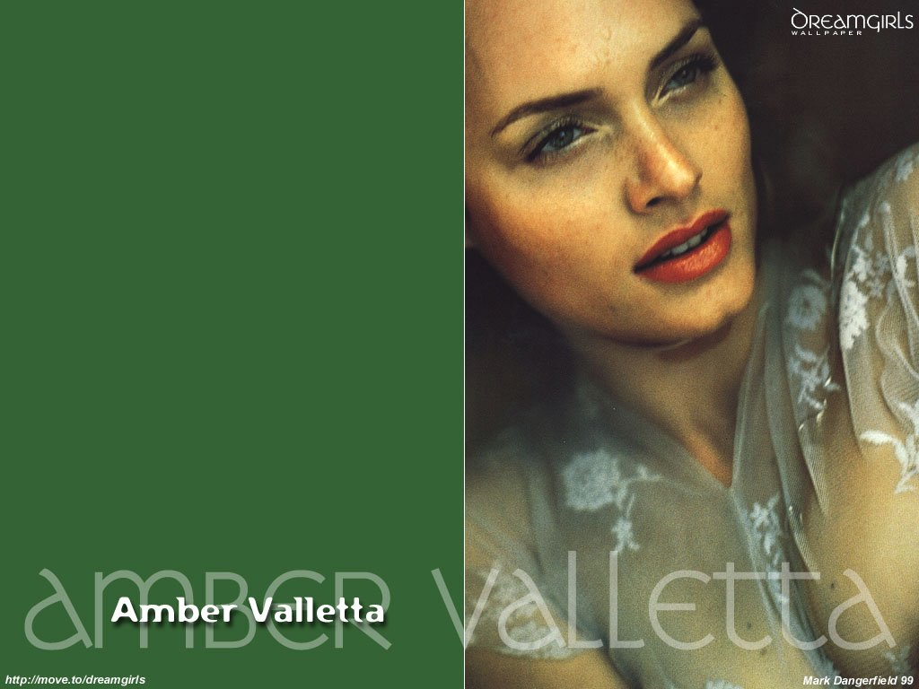 Fonds d'cran Clbrits Femme Amber Valletta 