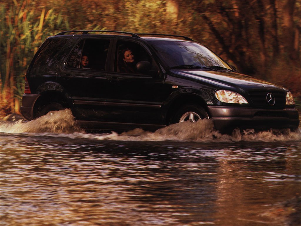 Fonds d'cran Voitures Mercedes 