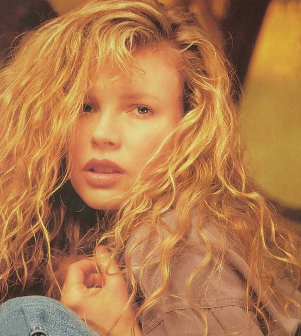 Fonds d'cran Clbrits Femme Kim Basinger 