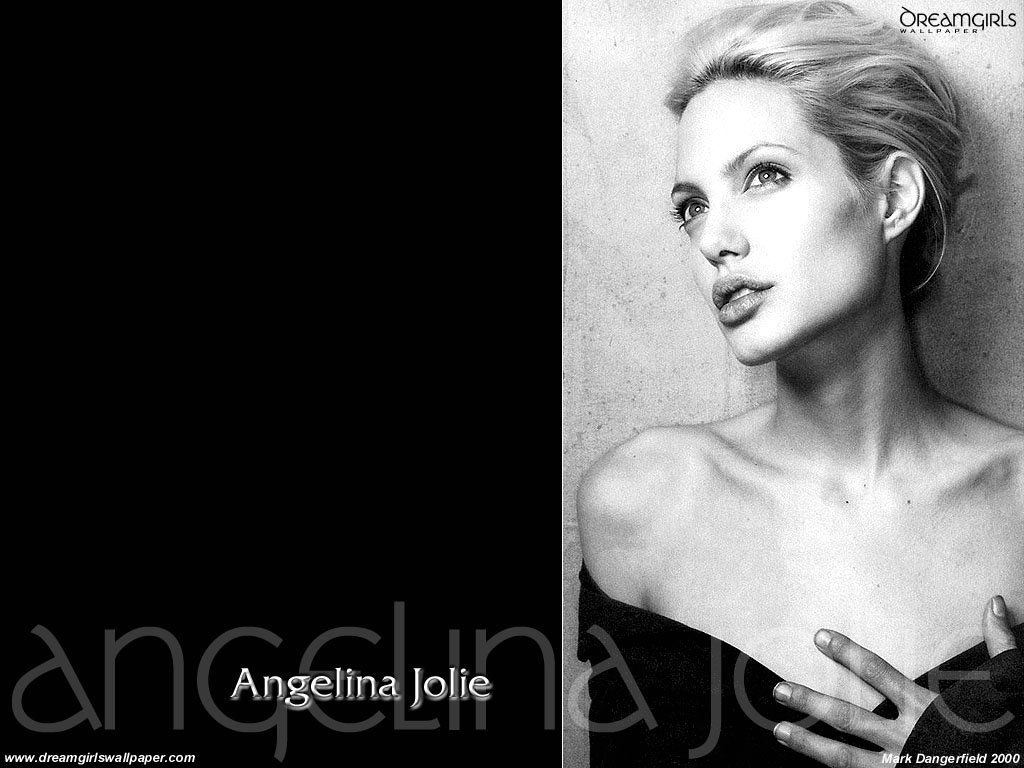 Fonds d'cran Clbrits Femme Angelina Jolie 