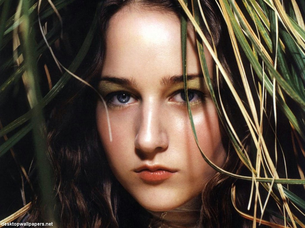 Fonds d'cran Clbrits Femme Leelee Sobieski 