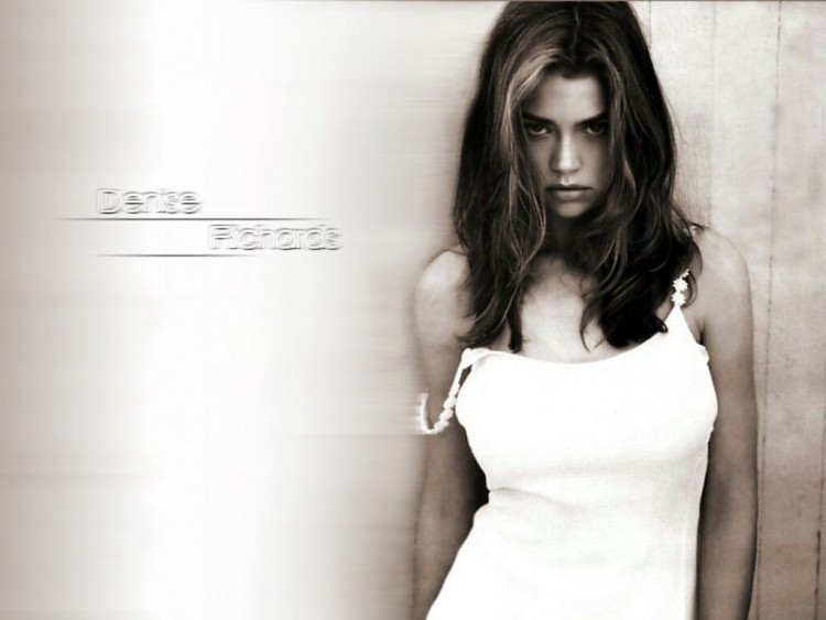 Fonds d'cran Clbrits Femme Denise Richards Wallpaper N55891