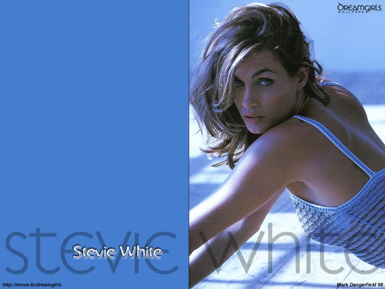 Wallpapers Celebrities Women Stevie White Wallpaper N58109