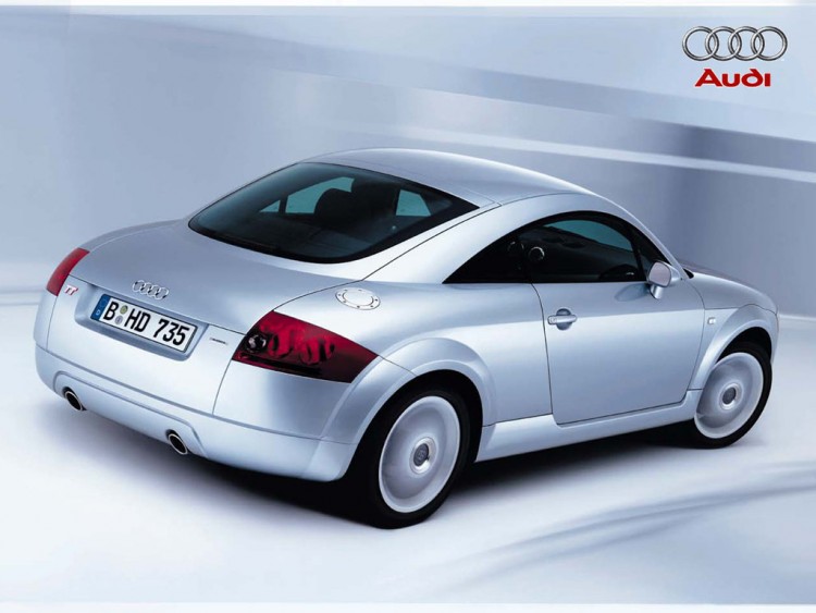 Fonds d'cran Voitures Audi Wallpaper N51368