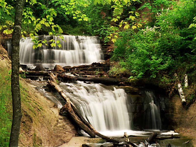 Fonds d'cran Nature Cascades - Chutes 