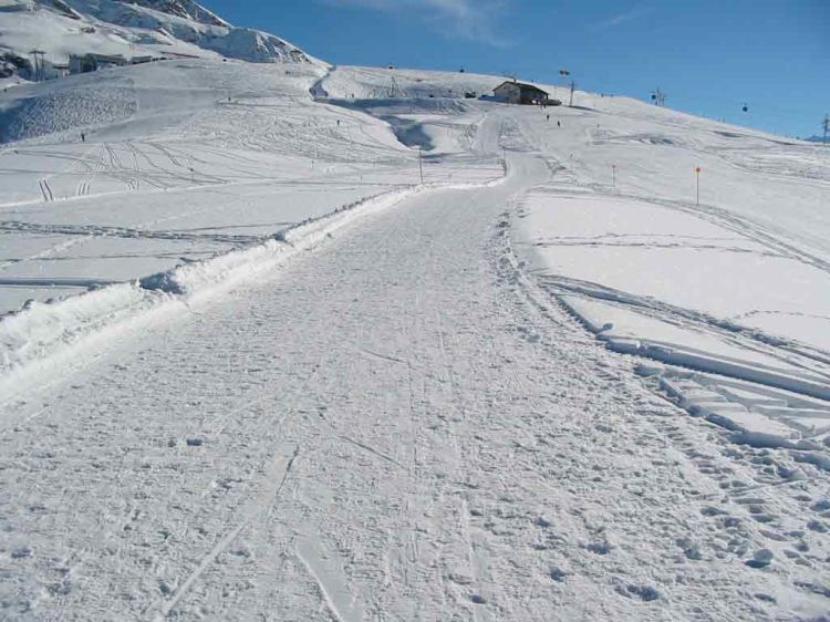 Fonds d'cran Nature Montagnes en raquette,  skis ou.. pieds