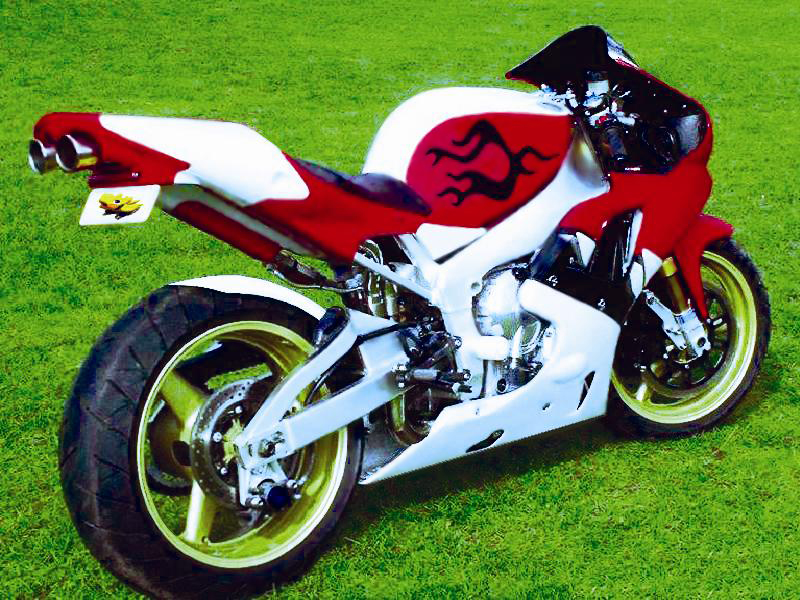 Fonds d'cran Motos Tuning Yamaha R1