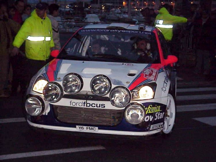 Fonds d'cran Sports - Loisirs Rallye Ford Focus WRC 2002