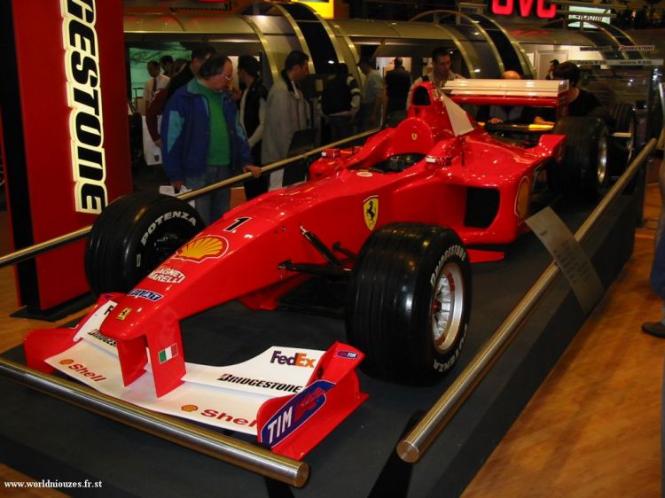 Wallpapers Sports - Leisures Formule 1 Ferrari F2001 Schumacher