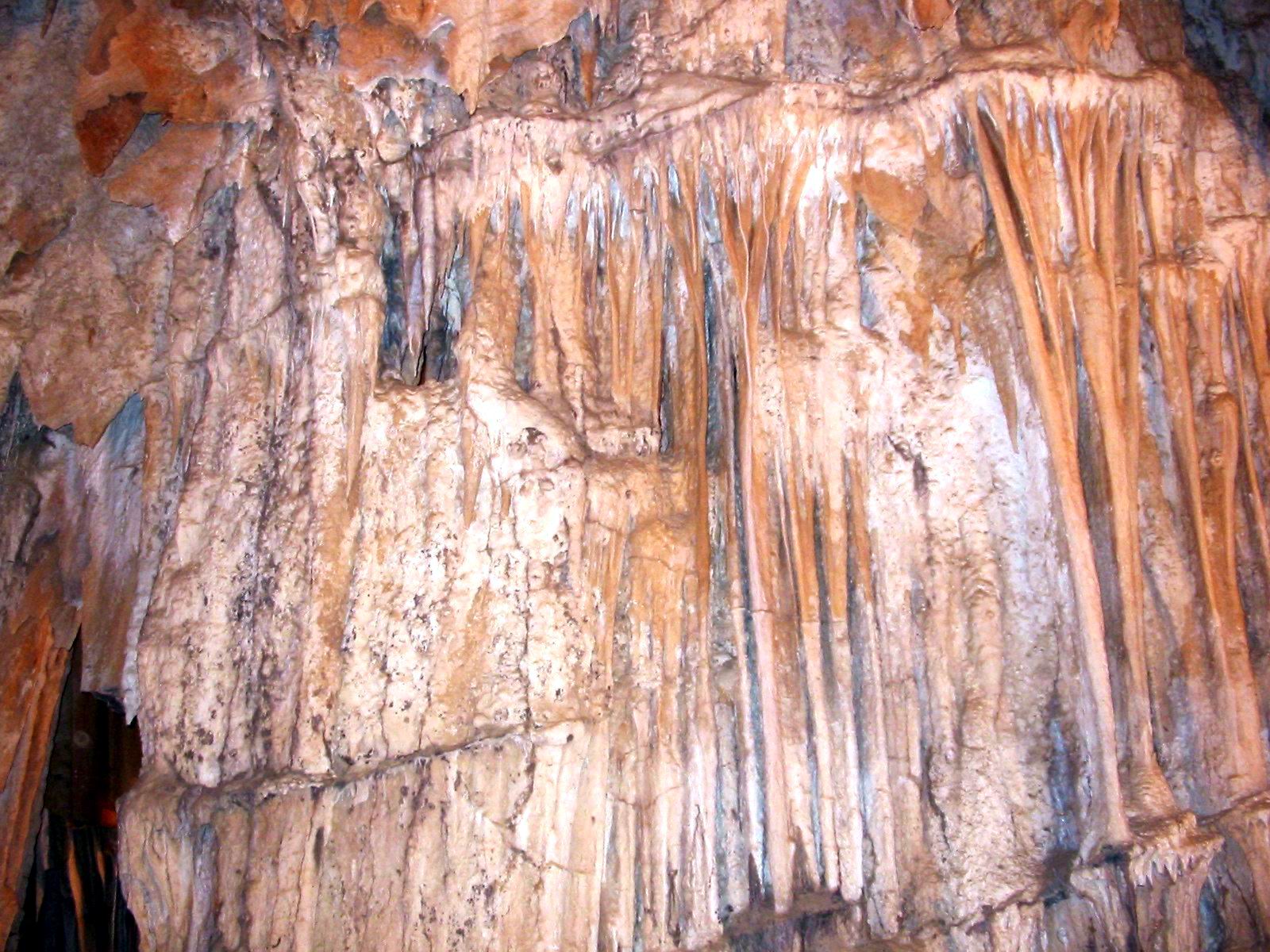 Fonds d'cran Nature Cavernes - Grottes grotte des demoiselles