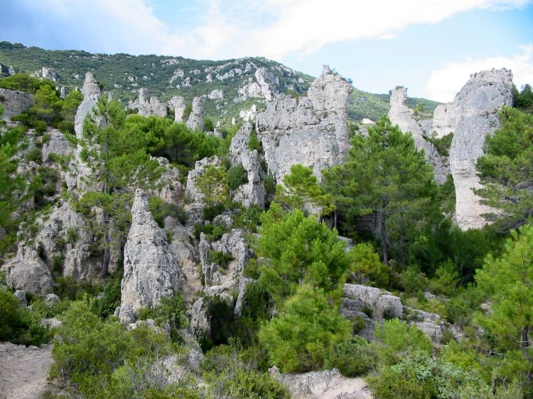 Fonds d'cran Voyages : Europe France > Provence-Alpes-Cte d'Azur cirque de mourze