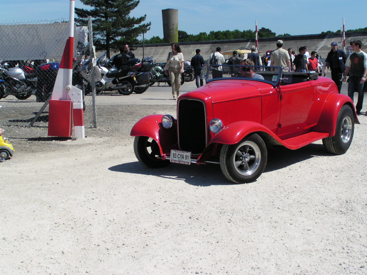 Fonds d'cran Voitures Hot Rods hot rods rouge vif