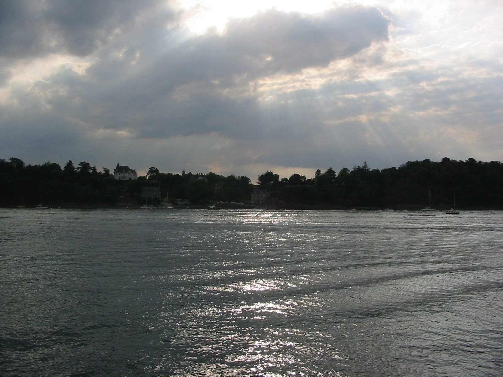 Fonds d'cran Nature Ciel - Nuages Romance sur la Rance...