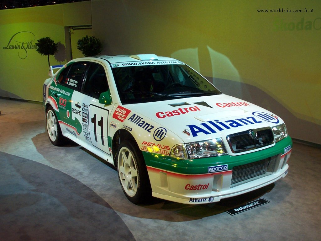 Fonds d'cran Voitures Skoda Skoda Octavia WRC - Geneve 2001