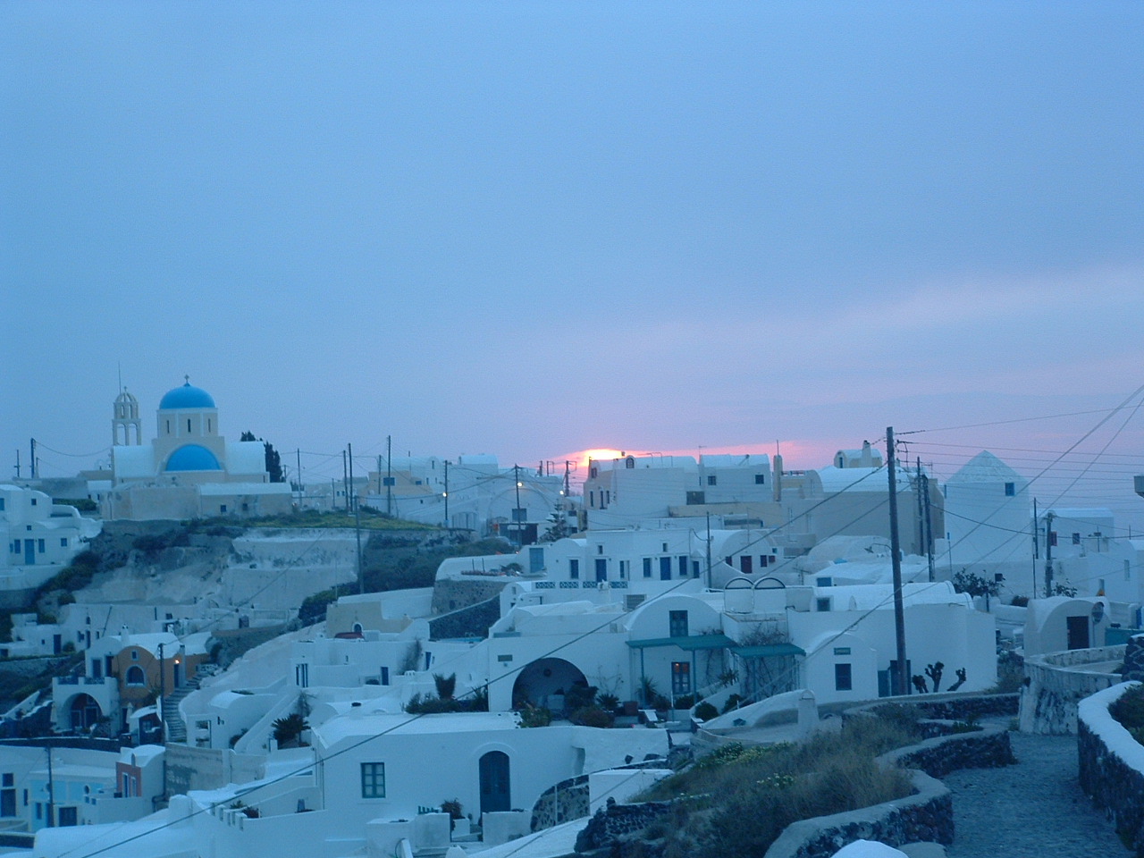 Fonds d'cran Voyages : Europe Grce Coucher de soleil sur la ville