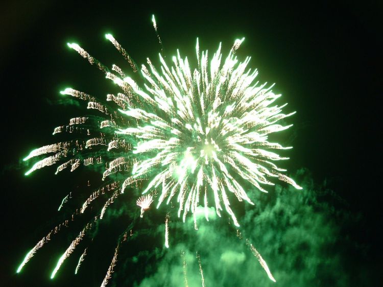 Fonds d'cran Hommes - Evnements Feux d'Artifice Feu d'artifice Lige