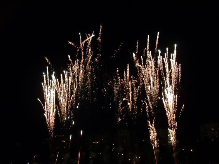 Fonds d'cran Hommes - Evnements Feux d'Artifice Feu d'artifice