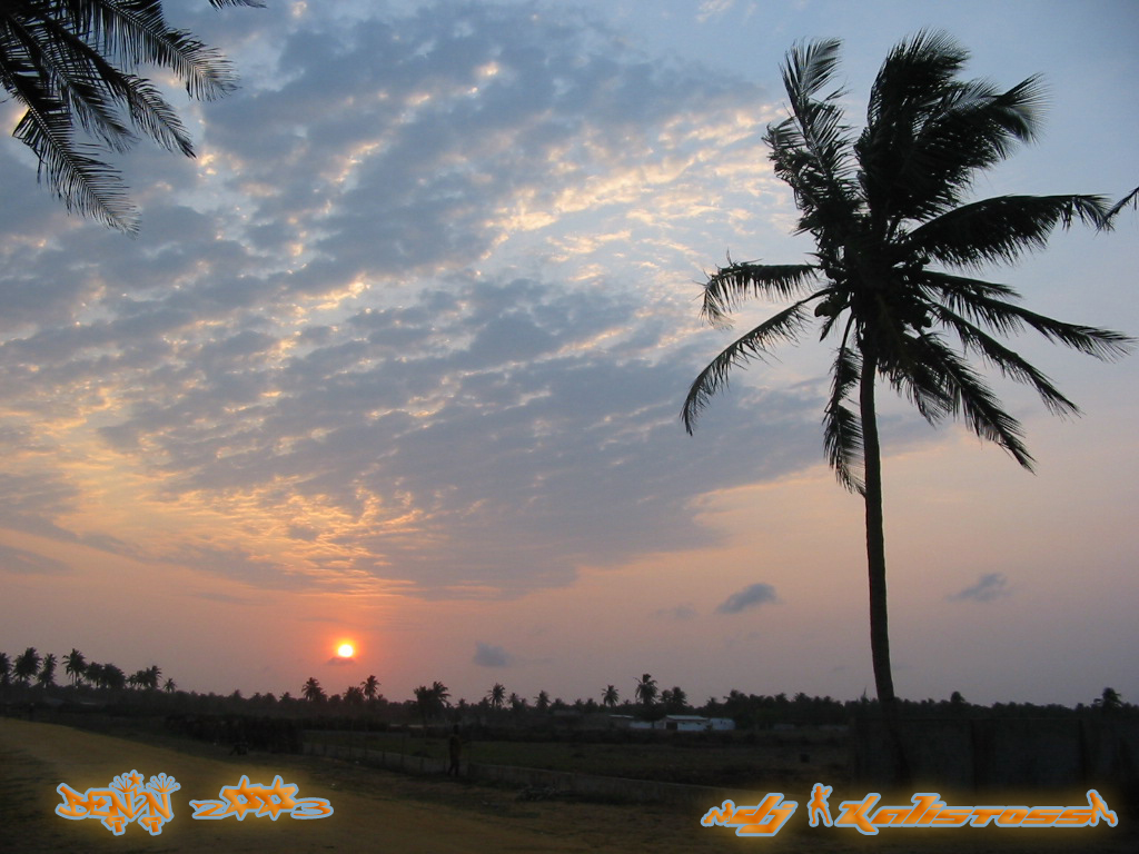 Fonds d'cran Nature Couchers et levers de Soleil Benin 2003