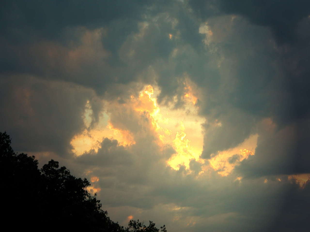 Fonds d'cran Nature Ciel - Nuages Le feu du ciel