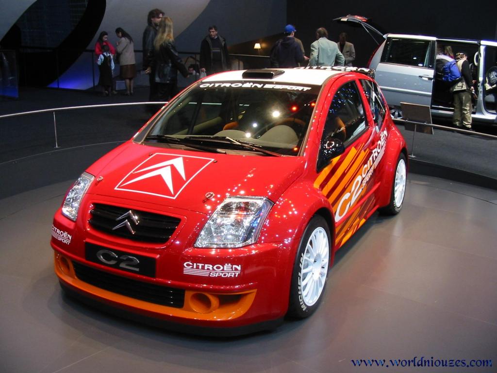 Fonds d'cran Voitures Citron Citroen Saxo Cup - Salon de Geneve 2003