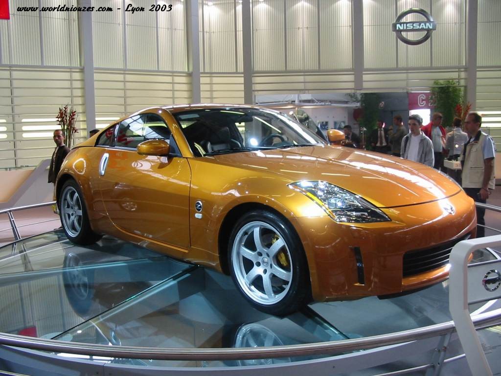 Fonds d'cran Voitures Nissan Nissan 350Z - Lyon 2003