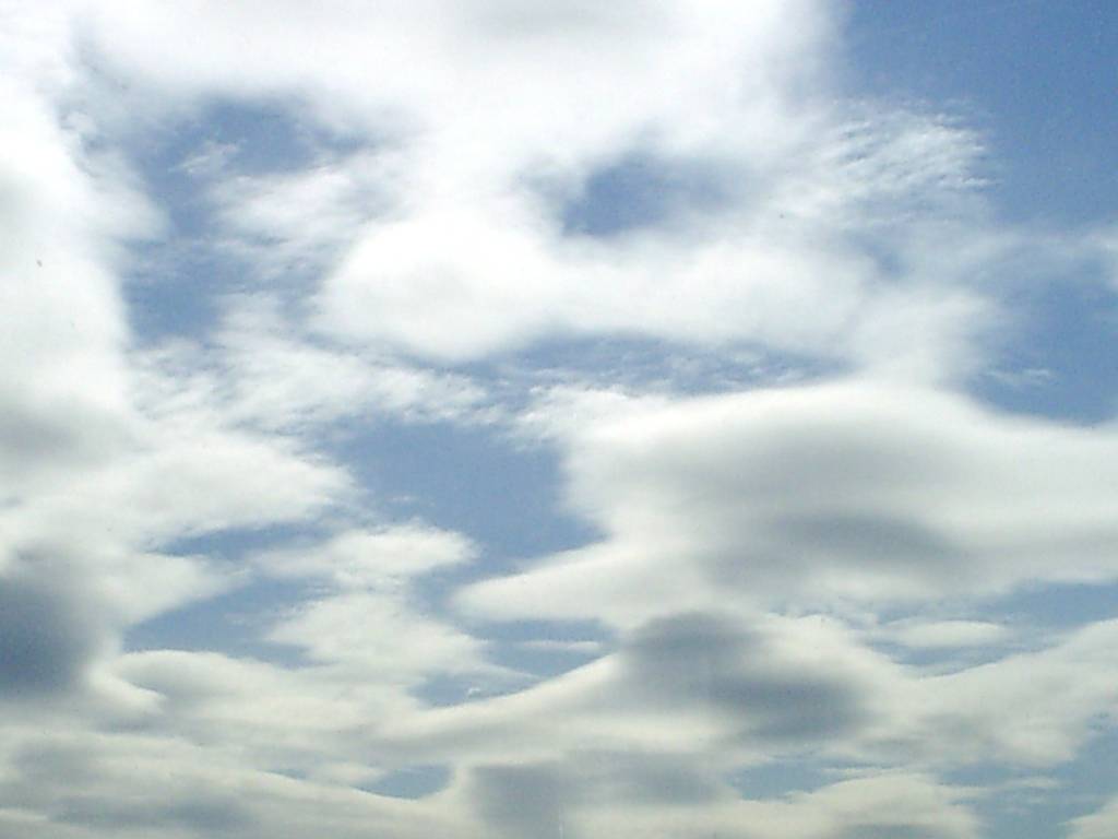 Fonds d'cran Nature Ciel - Nuages Ouates