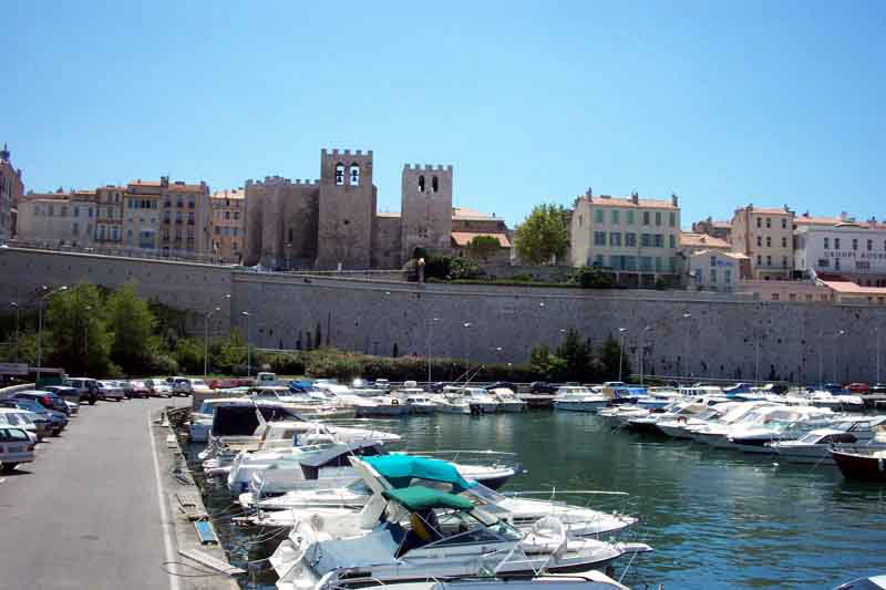 Fonds d'cran Voyages : Europe France > Provence-Alpes-Cte d'Azur Abbaye de St Victor