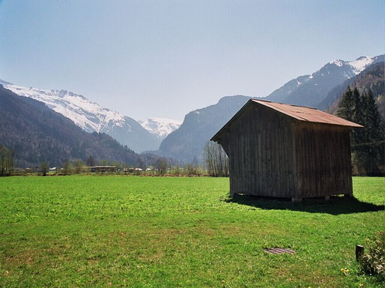 Fonds d'cran Nature Montagnes Le Grand Massif et le Mont Buey (vue de Samoens)