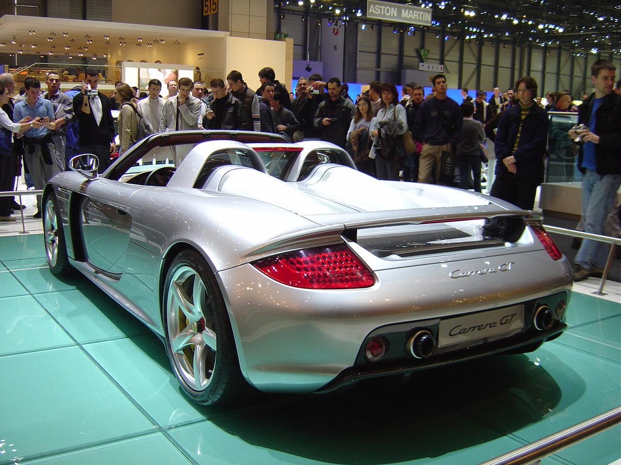 Fonds d'cran Voitures Porsche Porsche Carrera GT (2004)