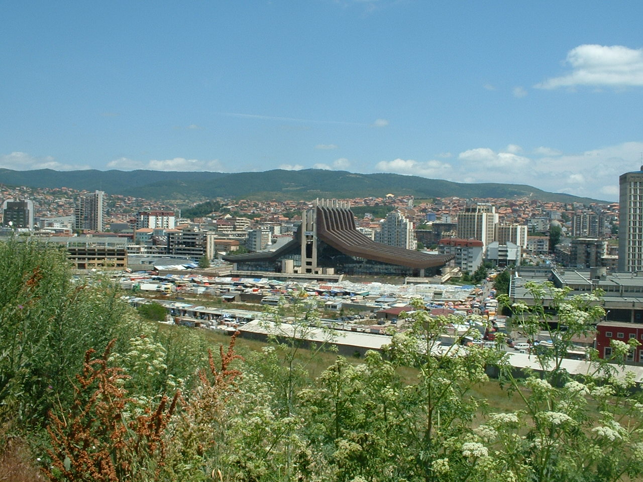 Fonds d'cran Voyages : Europe Serbie Pristina