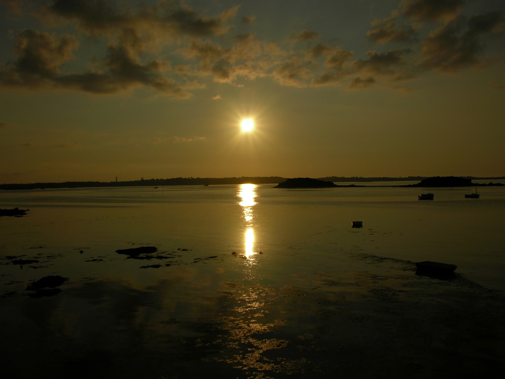 Fonds d'cran Nature Couchers et levers de Soleil Coucher de Soleil sur St Pol