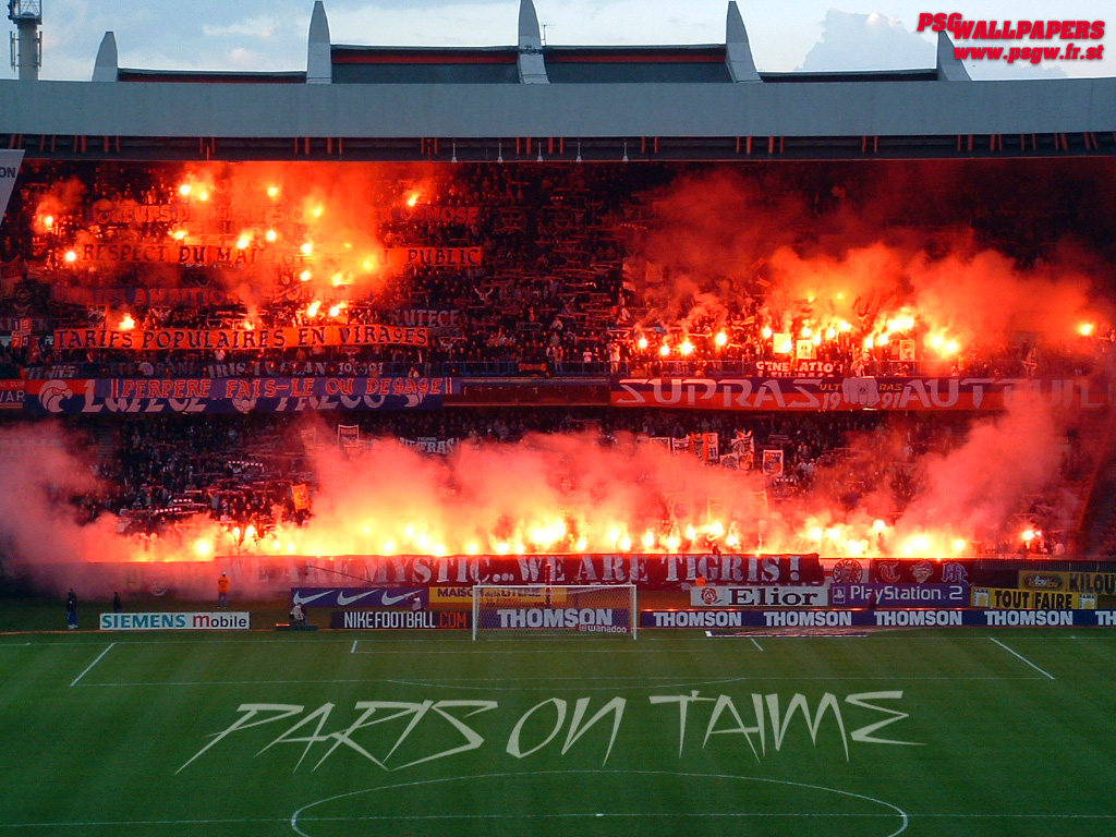 Fonds d'cran Sports - Loisirs Football allez paris 2004-2005