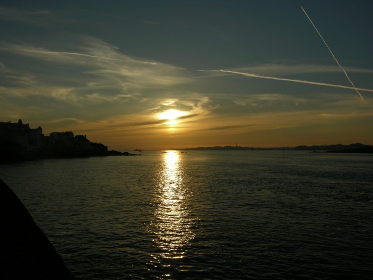 Fonds d'cran Nature Couchers et levers de Soleil Le Port de Roscof