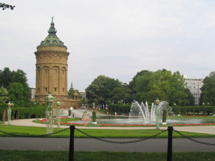 Fonds d'cran Voyages : Europe Allemagne Der Wasserturm