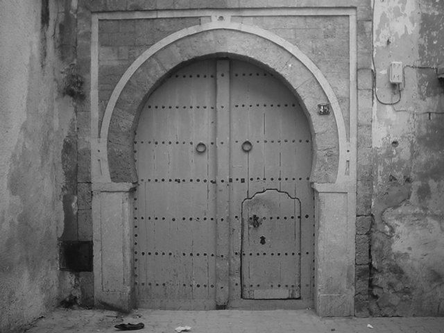 Fonds d'cran Voyages : Afrique Tunisie old door - Tunis Tunisia