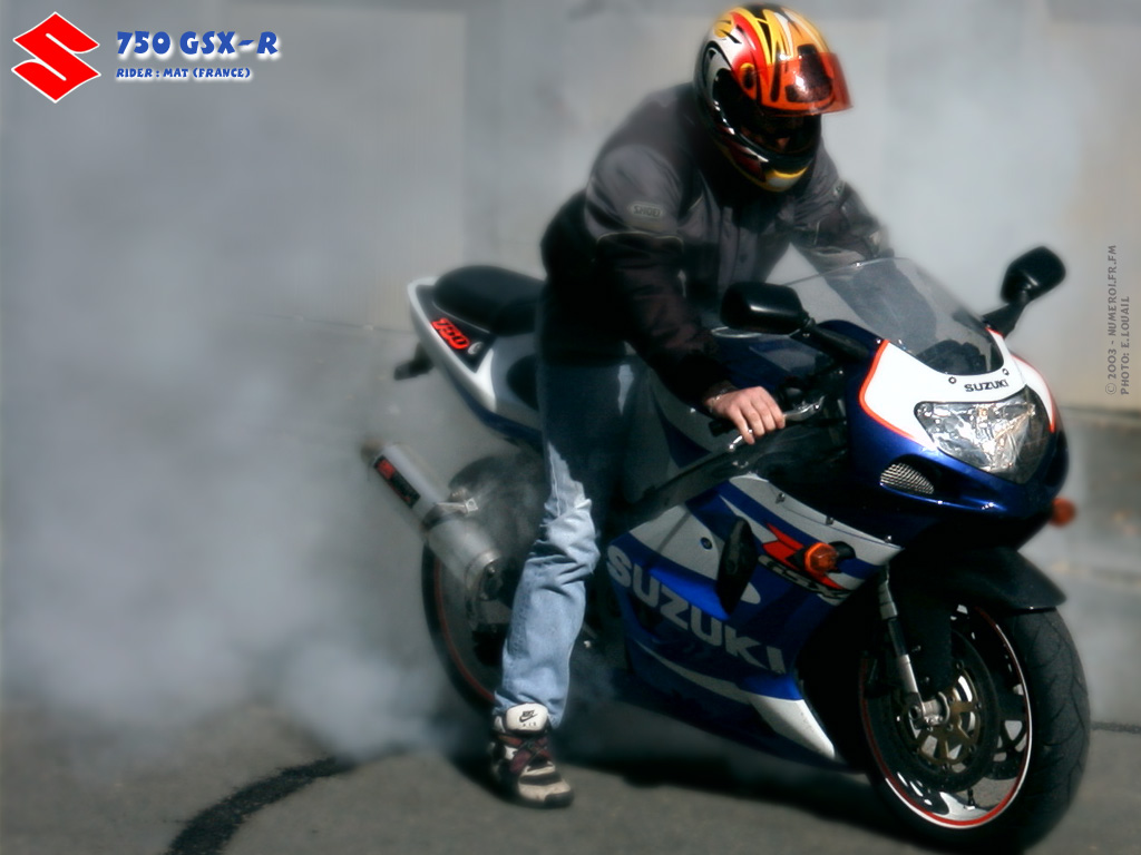 Wallpapers Motorbikes Suzuki burn