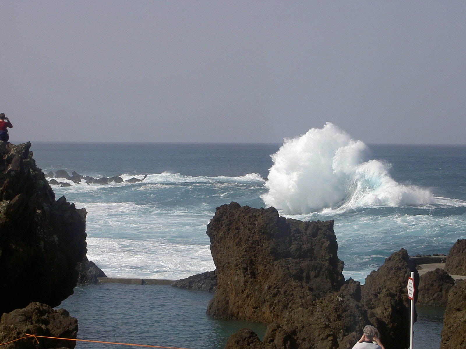 Fonds d'cran Nature Mers - Ocans - Plages vague