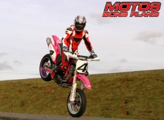 Fonds d'cran Motos supermotard