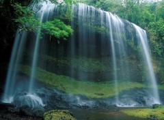 Fonds d'cran Nature Cascade d'eau