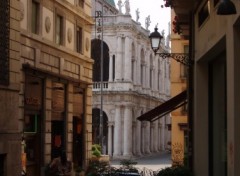 Fonds d'cran Voyages : Europe Vicenza- rue Cavour