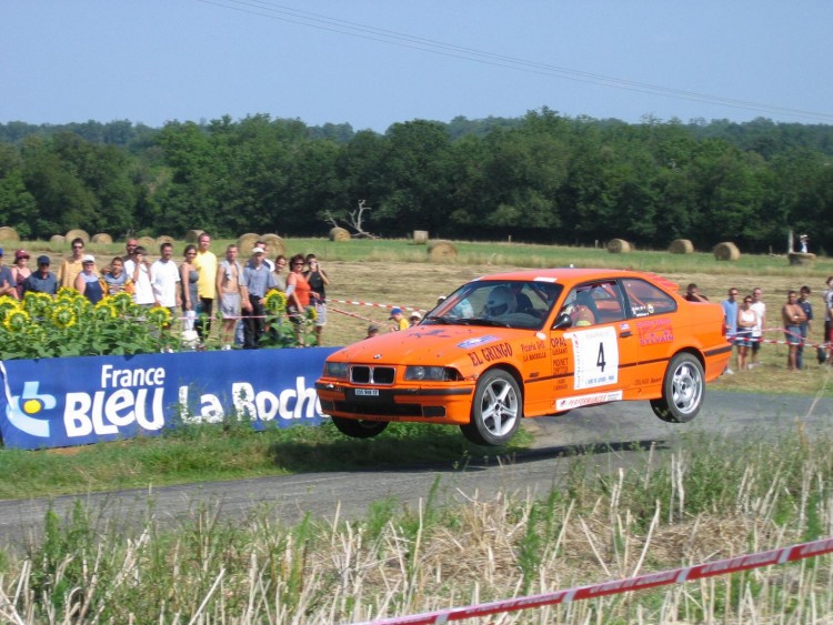 Fonds d'cran Sports - Loisirs Rallye rallie de saintonge 2004